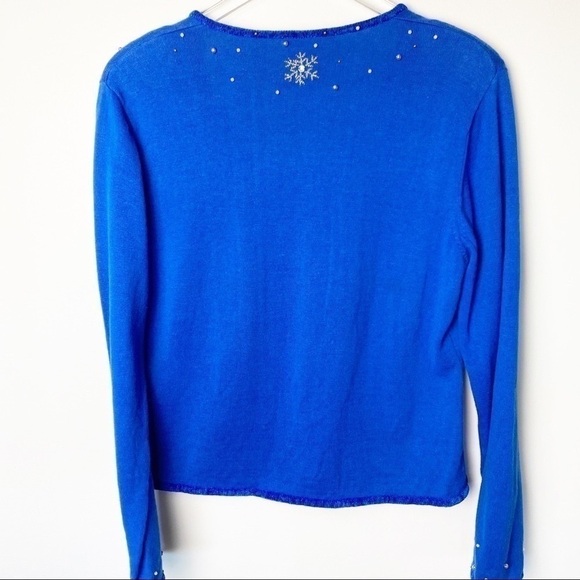 Santa Ugly/Cute Christmas V-Neck Sweater - Picture 2 of 16